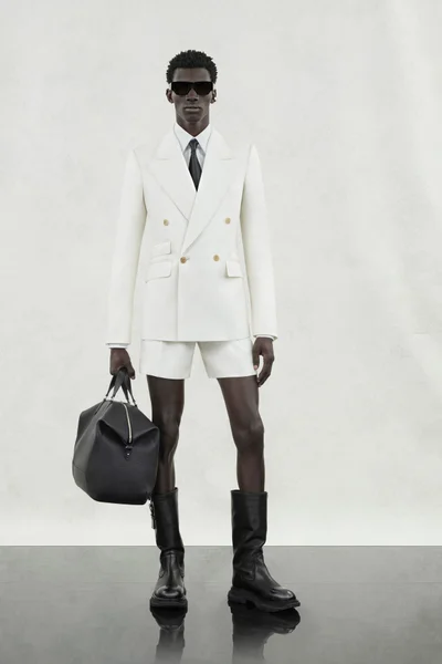 Look 5